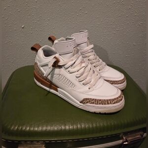 BOYS JORDAN SPIZIKE SNEAKERS